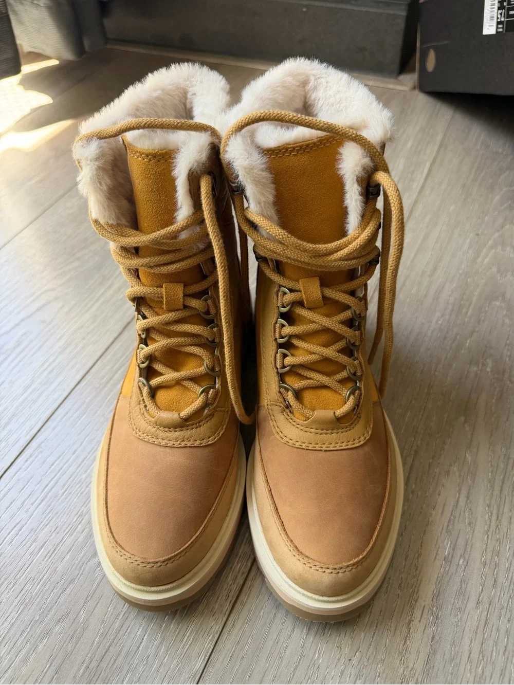 SOREL Women's Lennox Lace Cozy STKD waterproof boots size 7.5, New